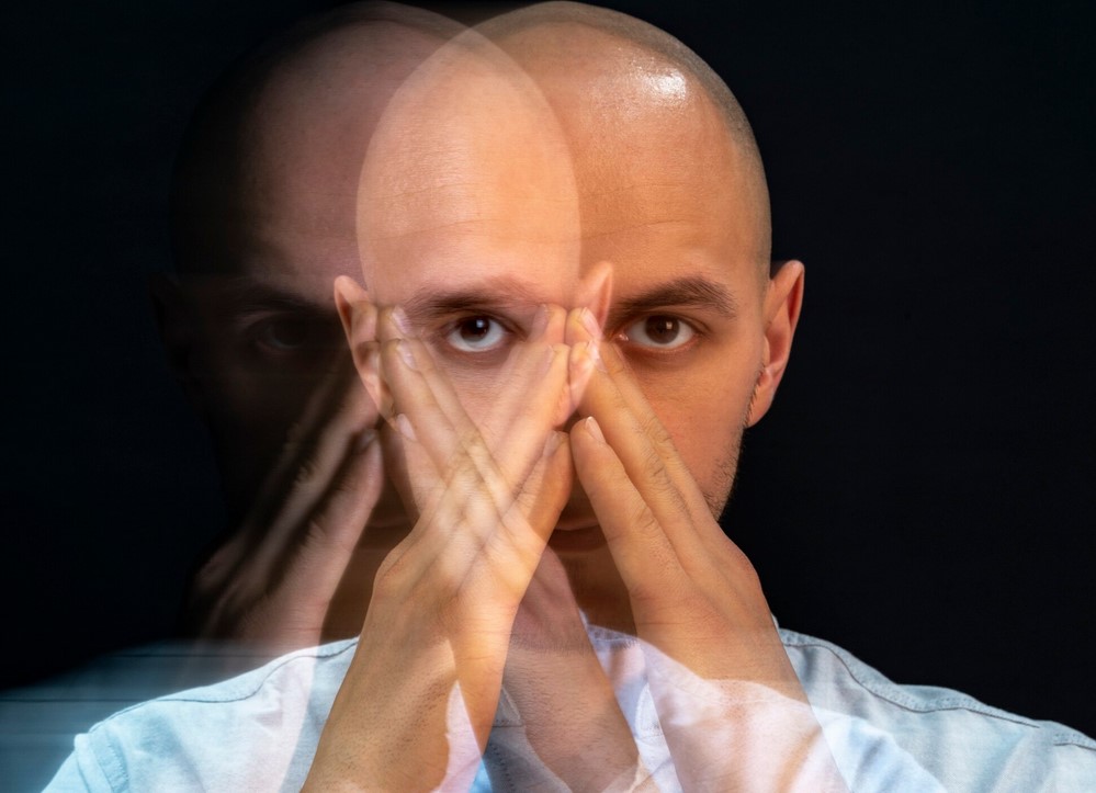 Disocierea ca mecanism de supraviețuire: o perspectivă psihanalitică și traumatologic