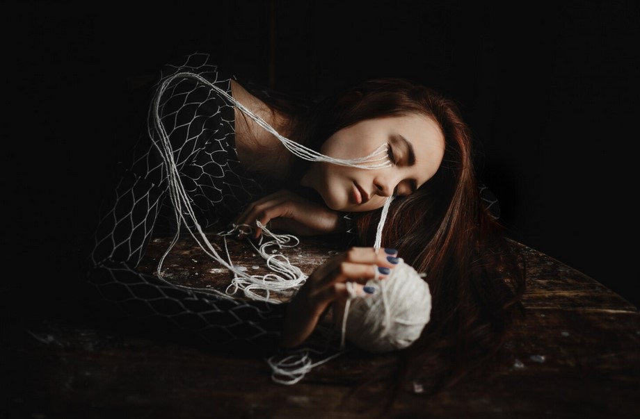 Trauma trădării și reconstrucția sinelui